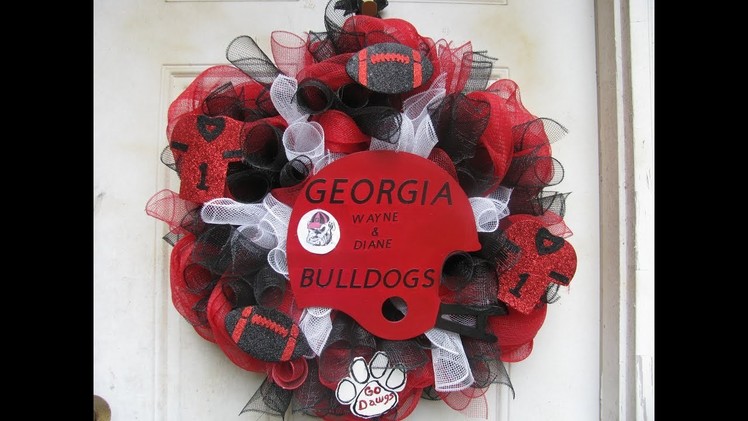 How To Make A Georgia Bulldog Helmet Wreath!