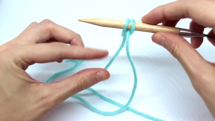 How to cast on stitches with a circular needle - WE ARE KNITTERS