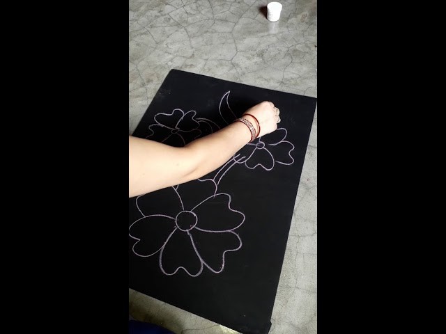 How to draw a flower on board