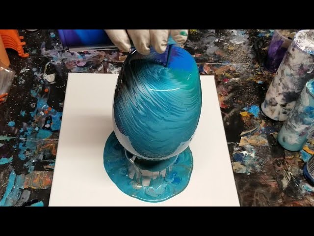 Acrylic Pour on a Vase | Dirty Pour Tree Ring