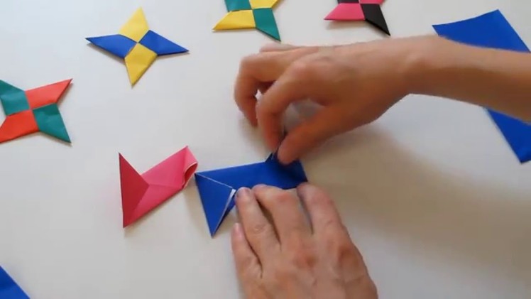 Origami - How to Make a Ninja Star (Shuriken)