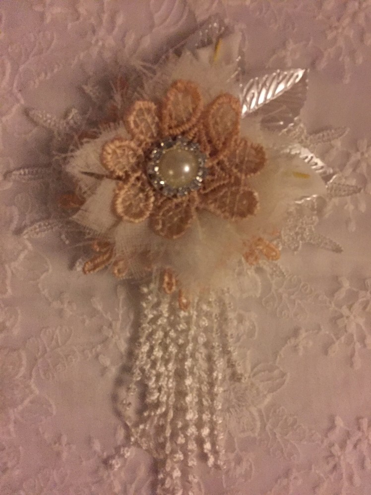 Easy no sew lace flower and a chat
