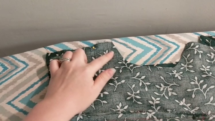 Enclosed Shoulder Seam