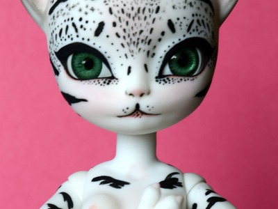 Anthro ball jointed cat doll (BJD) Freya face up and body painting - snow leopard. How it was done.