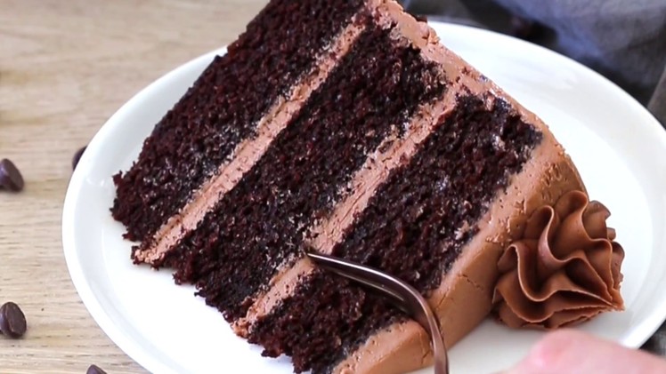 How to Make a Chocolate Cake