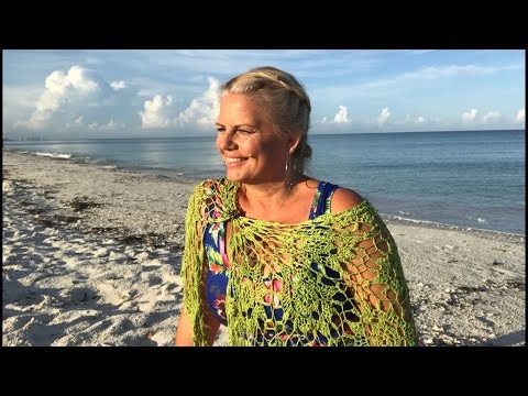 Yarn on the Beach 159 live sunrise video podcast with a Kristin Omdahl knitting crochet