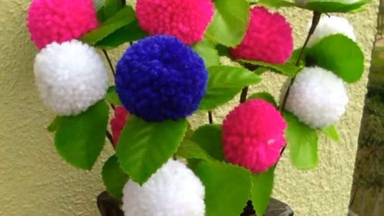 Woolen EASY FLOWERS  CRAFT MAKING AT HOME || HOW TO MAKE FLOWER POT FORM \\ diy flower pot