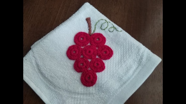 DIY Embroidery Grapes out of Crochet