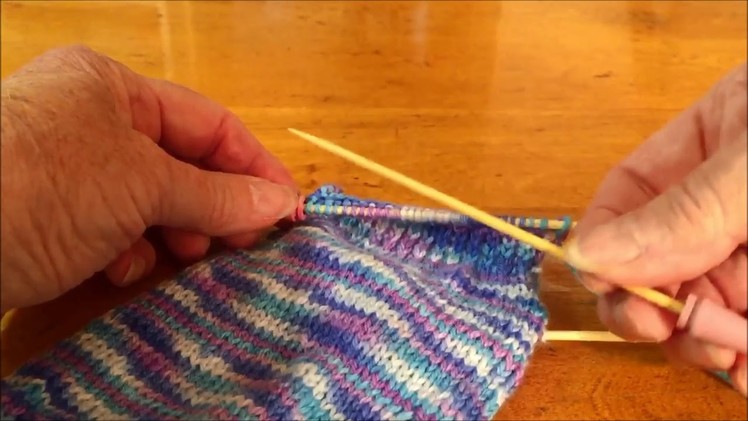 How to Prevent Stitches from Sliding Off Double Pointed Needles