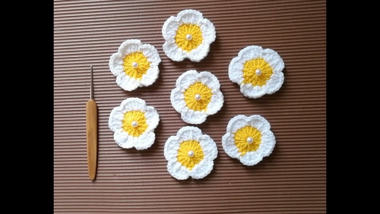 Simple Crochet Flower Tutorial for Beginners, Double Crochet,  Yarn - KHOUZH
