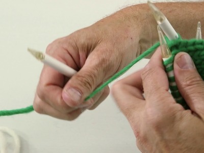 How to avoid ladders when working on double pointed needles. ARNE & CARLOS