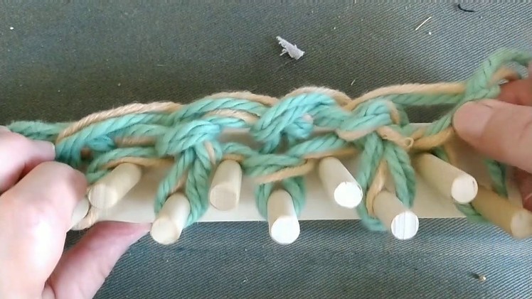 Knitting a Chair pad on the Kiss Rug Rake