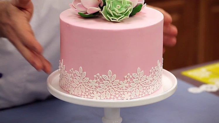 How to Make Cake Lace | Sneak Peak | Global Sugar Art