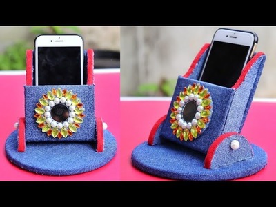 DIY homemade mobile phone holder with cardboard and old jeans