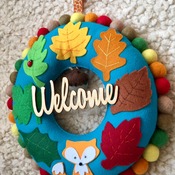 Autumn inspired Welcome felt Leaf Wreath with cute Fox
