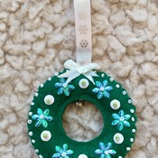 Mini Wreath Felt Christmas Ornament 2 piece set