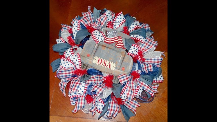 How to make a deco mesh patriotic 4th of July wreath, DIY 4th of July wreath,