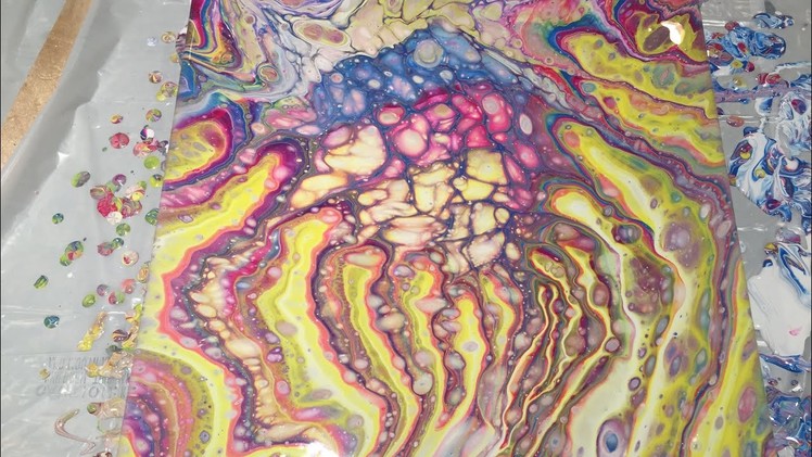 (10) Crab, Fish or Flower? Dirty Pour Technique with Lots of Potential Acrylic Pour. Fluid Art