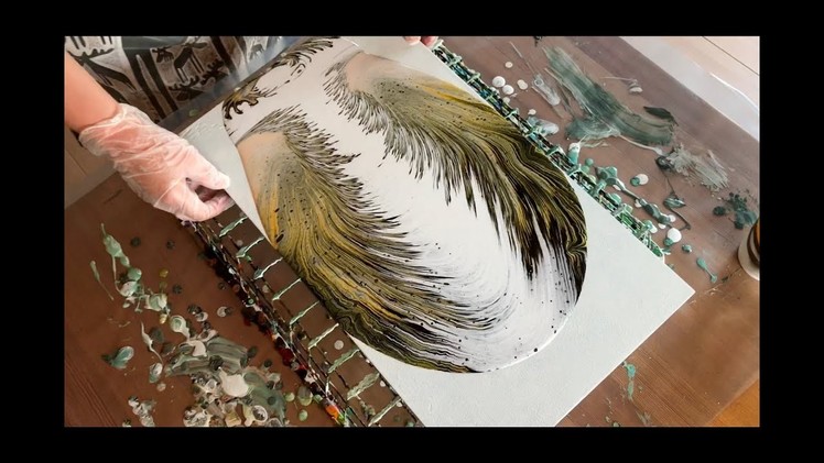 Fluid Painting - The wing effect, first try - Swirl on Wood