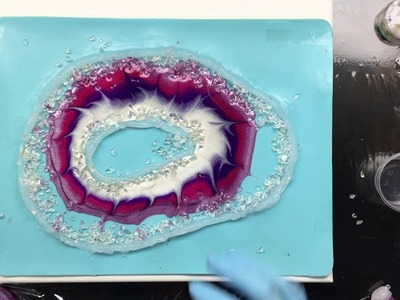 ( 672 ) Resin pour geode with paddy`s pigments