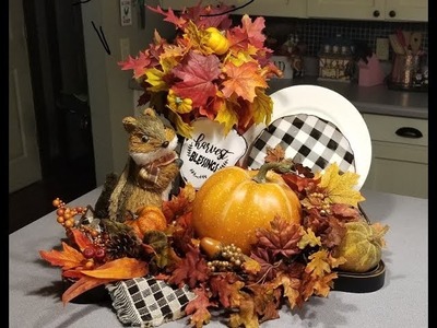 A quick and easy Fall tray decor!