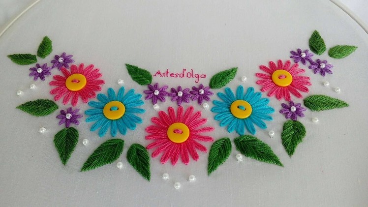 Hand Embroidery:Lazy daisy stitch neckline | Bordado a mano para cuello: Flores en puntada margarita