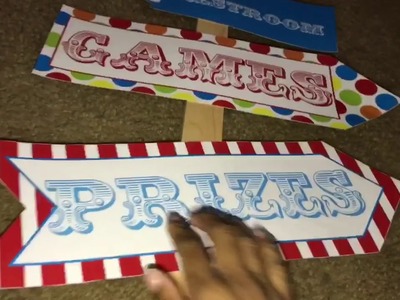 Carnival birthday party: directional sign