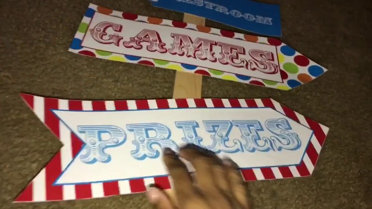 Carnival birthday party: directional sign