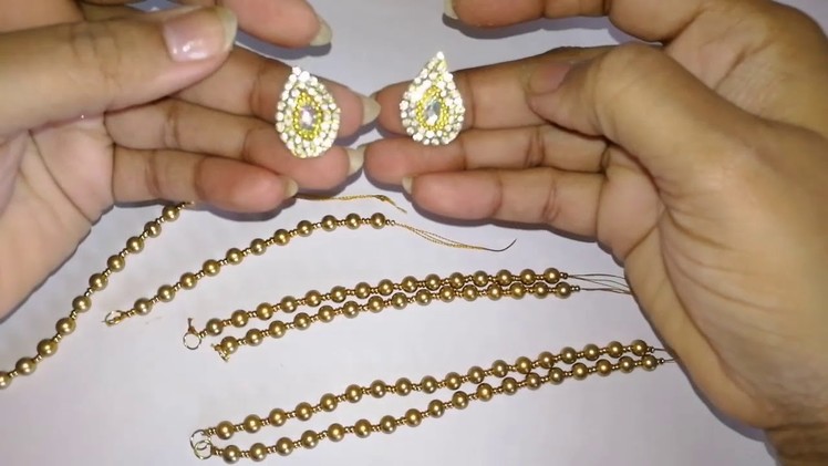 Elegant necklace making with gold beads