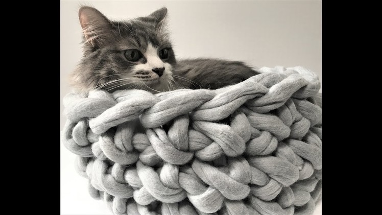 HOW TO HAND CROCHET A CAT BED IN 30 MINUTES