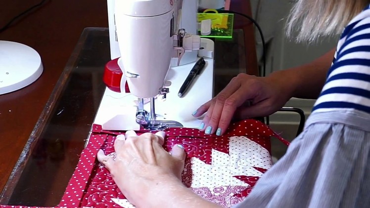 Behind the Seams: Thistle Tree Skirt & How to Bind 120 Degree Angles on Quilts 2 - Fat Quarter Shop