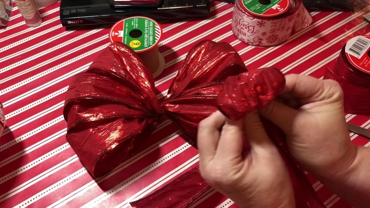 How to make Christmas Tree or Wreath Bows!-Idea #5