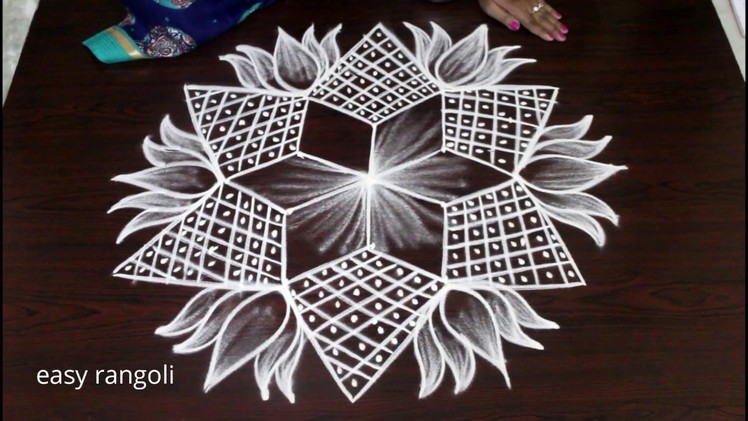 Lotus flower rangoli designs with 5 dots || Simple kolam and muggulu
