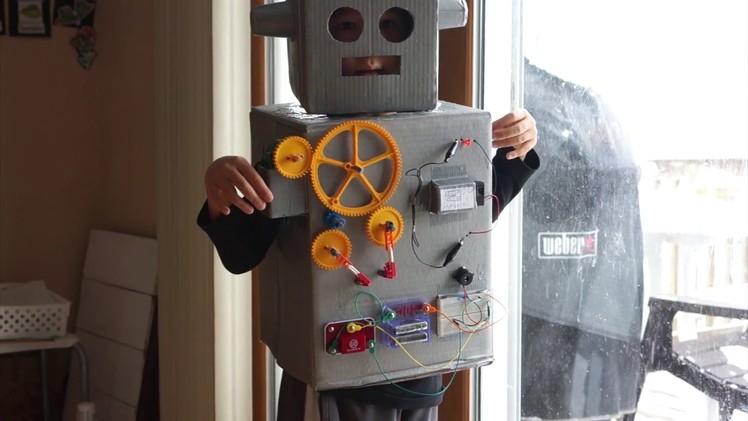 DIY Halloween costume2018 ROBOT