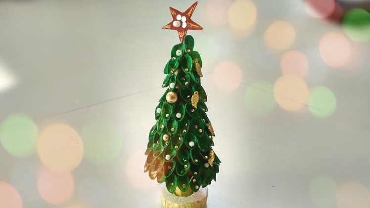 DIY Pistachio shells Christmas Tree. DIY X-mas Recycling Decoration Ideas.