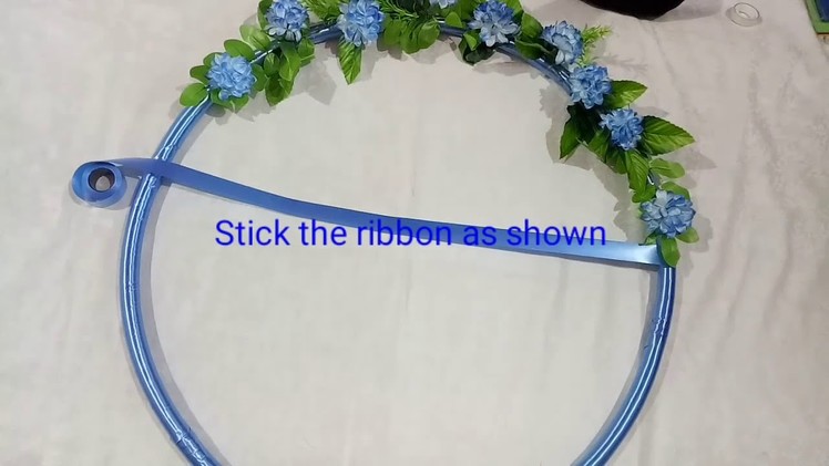 Hula hoop photo frame. DIY gift idea.Create world