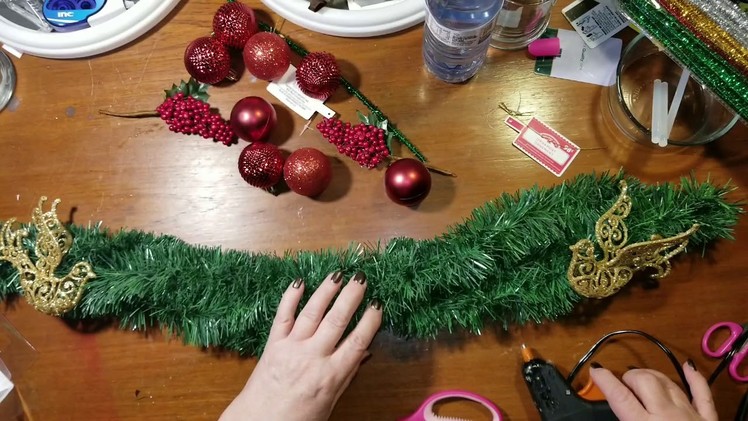 A Dollar Tree DIY.  Christmas Garland