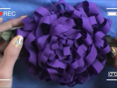 DIY Fabric Flower . LEarn how to make it
