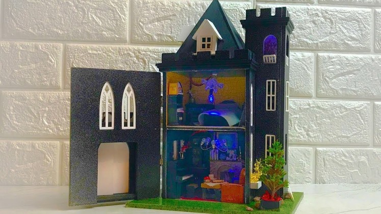 DIY Miniature Dollhouse Glitter Haunted House (Kitbash)