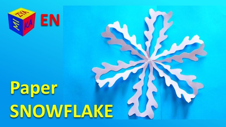 Christmas craft for children. Easy paper snowflake