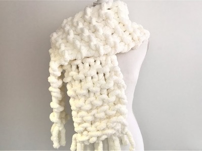 HOW TO HAND KNIT A CHUNKY CHENILLE SCARF WITH FRINGES