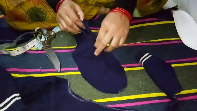 How to make warm socks from old sweater tutorial