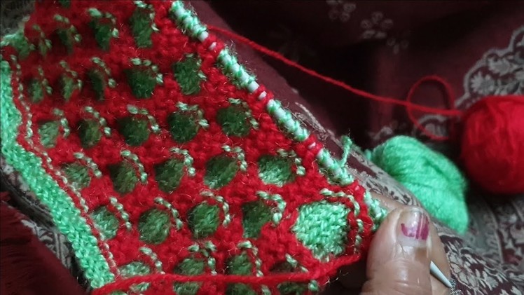 Two colours knitting design looks like "locked honeycomb" Knitting design || Easy Knitting Pattern