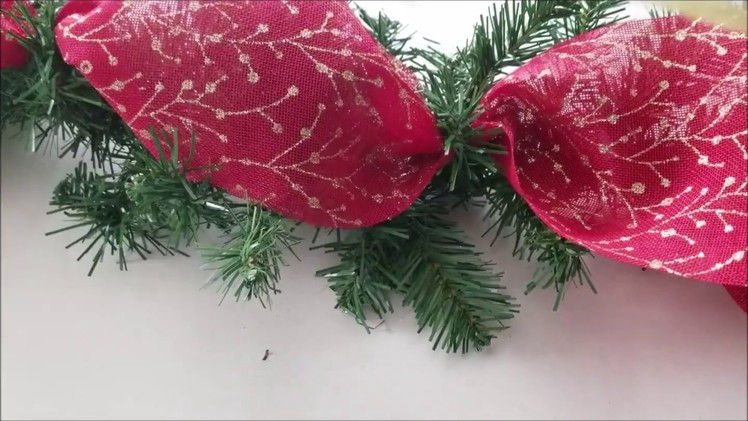 EASY AFFORDABLE DIY DOLLARAMA CHRISTMAS GARLAND || CHRISTMAS HOLIDAY DECOR IDEAS