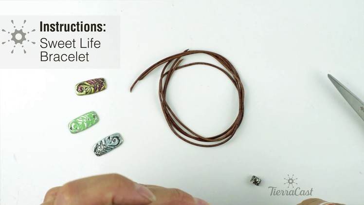 Technique & Project: Use Color & Create the Sweet Life Bracelet