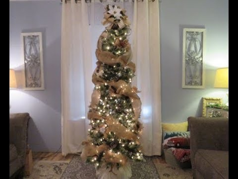 Tricia's Christmas: My Tree Part 1:  Bow Topper, Bows, and Streamers