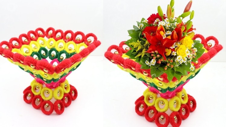 Diy Flower Vase using Newspaper & Woolen || How to make Flower Vase using waste Newspaper
