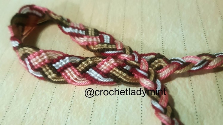 Friendship bracelet braid pattern