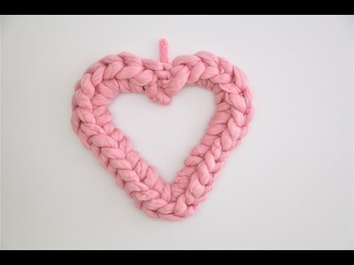 HOW HAND CROCHET HEART WREATH FOR VALENTINE`S DAY