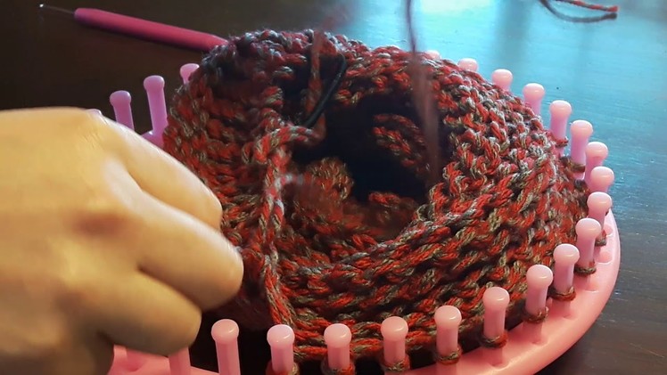 Loom knit messy bun hat cast off